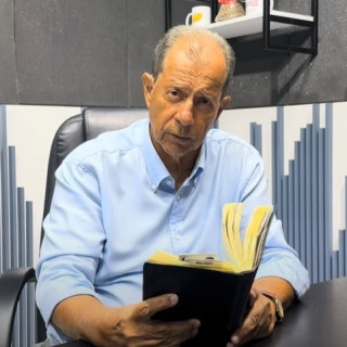 "Daniel na cova dos leões"